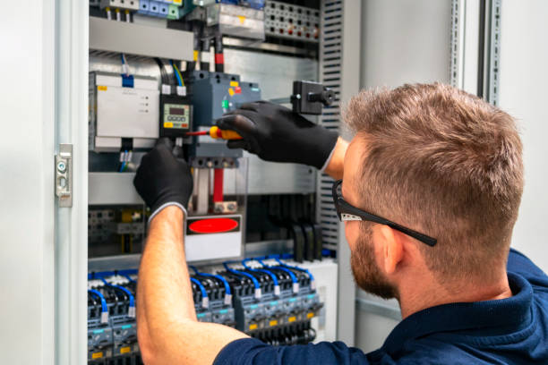 Best Commercial Electrician Services  in Graham, WA